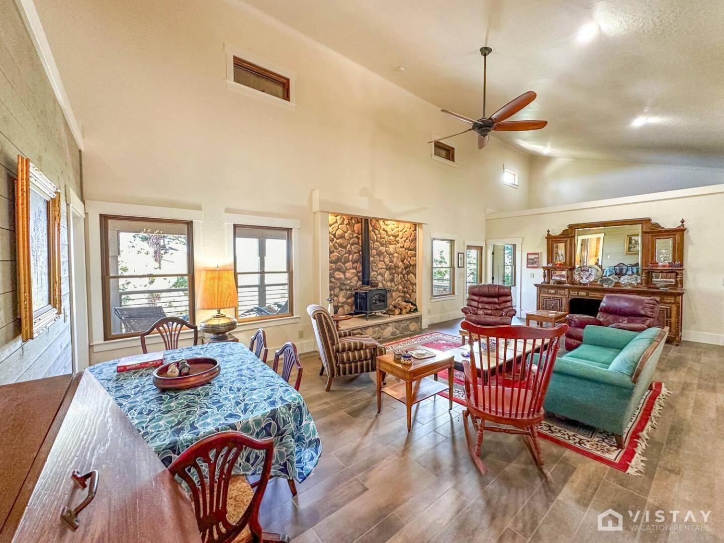 Summit Pines Hideaway - Amazing Mountain Views! Villa Duck Creek Village Екстериор снимка